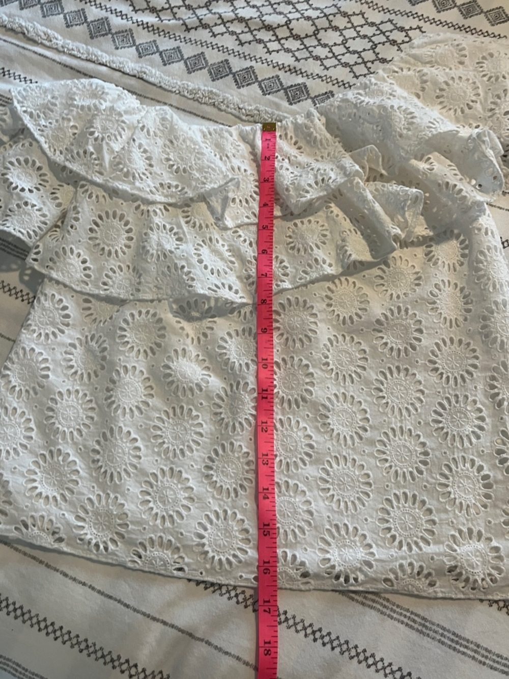 Lilly Pulitzer Trixie White One-Shoulder Eyelet Ruffle Top - Size XXS - Picture 9 of 9